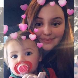 Meet your Posher, Adrianna